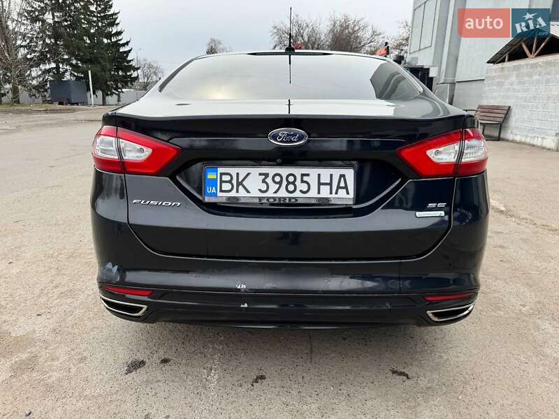 Седан Ford Fusion 2014 в Рівному