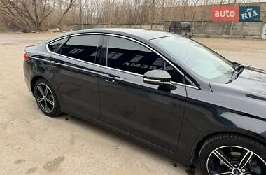 Седан Ford Fusion 2014 в 
