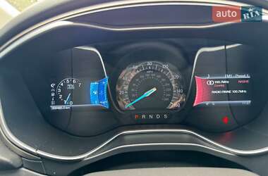 Седан Ford Fusion 2014 в 