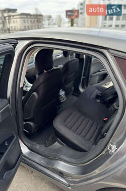 Седан Ford Fusion 2013 в 