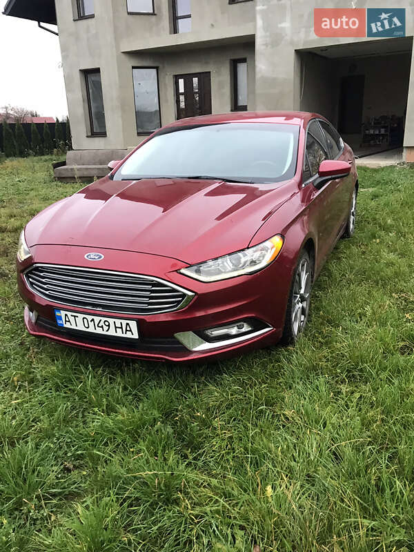 Седан Ford Fusion 2016 в Рожнятові