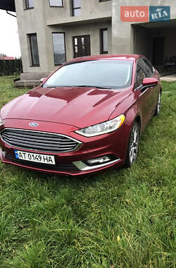 Седан Ford Fusion 2016 в 