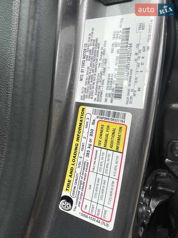 Седан Ford Fusion 2013 в Одесі