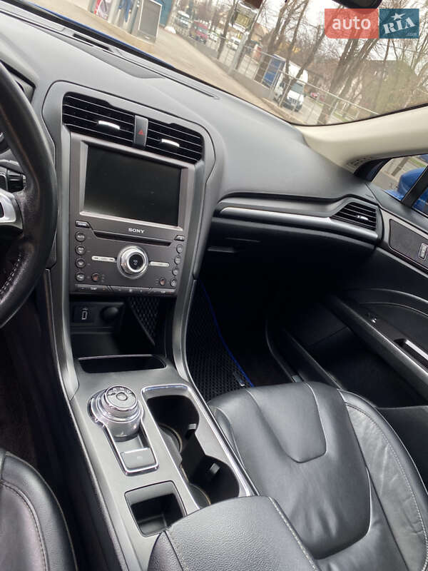 Седан Ford Fusion 2016 в Кривом Роге