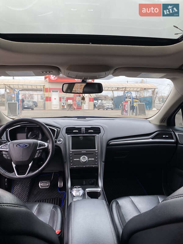 Седан Ford Fusion 2016 в Кривом Роге