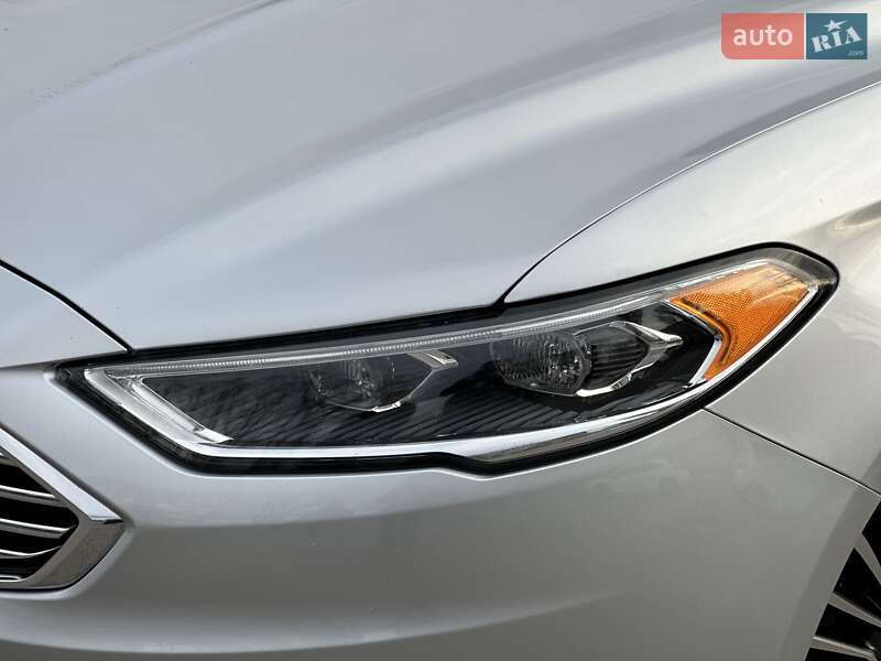 Седан Ford Fusion 2016 в Вінниці