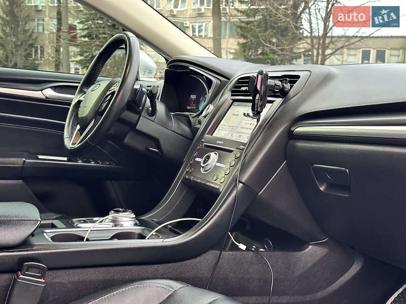 Седан Ford Fusion 2016 в Вінниці