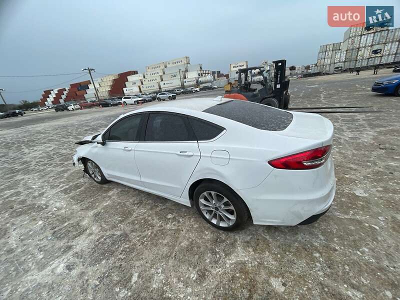 Седан Ford Fusion 2020 в Киеве