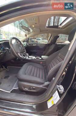 Седан Ford Fusion 2012 в Днепре