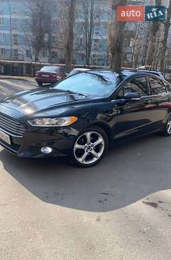 Седан Ford Fusion 2012 в Днепре