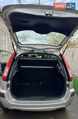 Хетчбек Ford Fusion 2008 в 
