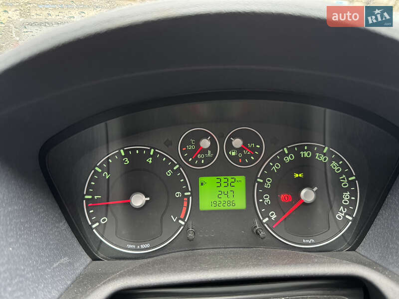 Хэтчбек Ford Fusion 2011 в Киеве