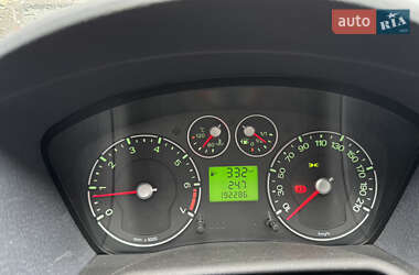 Хетчбек Ford Fusion 2011 в 
