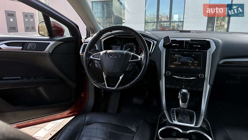 Седан Ford Fusion 2013 в Калуші