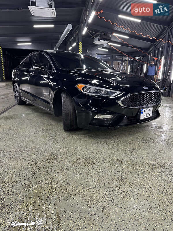 Седан Ford Fusion 2017 в Кривому Розі