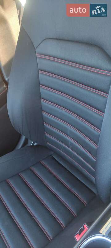 Седан Ford Fusion 2013 в Ровно