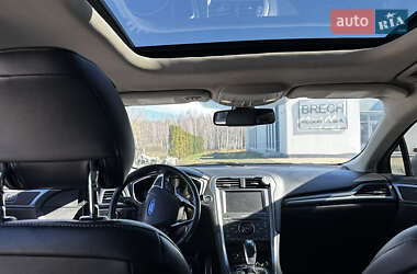 Седан Ford Fusion 2014 в 