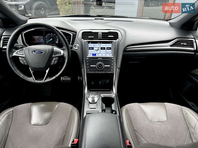 Седан Ford Fusion 2017 в Одессе