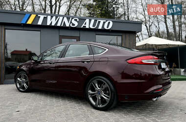 Седан Ford Fusion 2017 в 