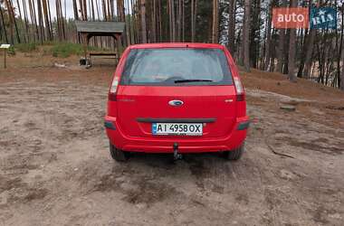 Хэтчбек Ford Fusion 2008 в 