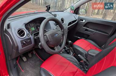 Хэтчбек Ford Fusion 2008 в 