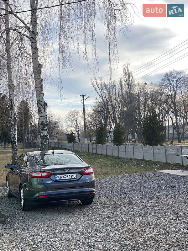 Седан Ford Fusion 2015 в Києві фото 3 Седан Ford Fusion 2015 в Києві