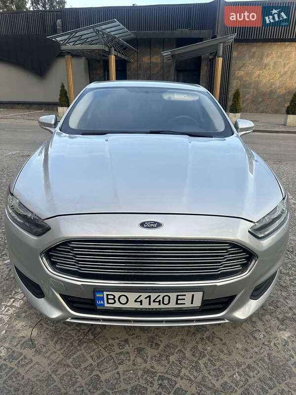Ford Fusion 2015