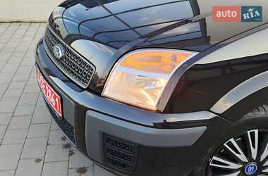 Хэтчбек Ford Fusion 2008 в 