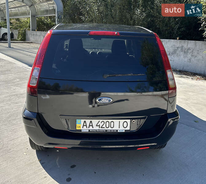 Хэтчбек Ford Fusion 2010 в Киеве
