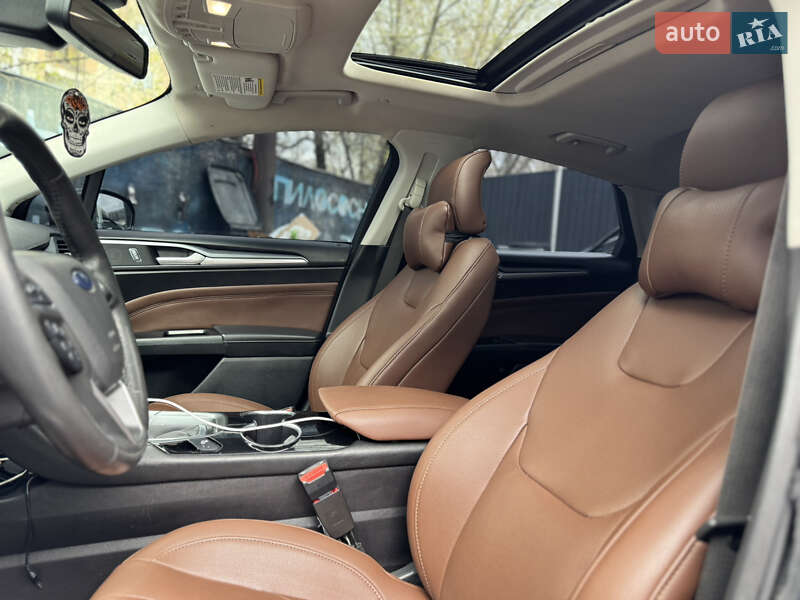 Седан Ford Fusion 2015 в Киеве