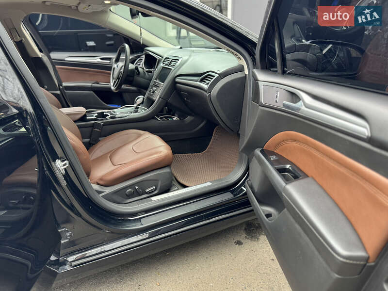 Седан Ford Fusion 2015 в Киеве