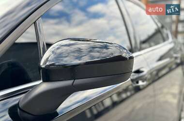 Седан Ford Fusion 2017 в 