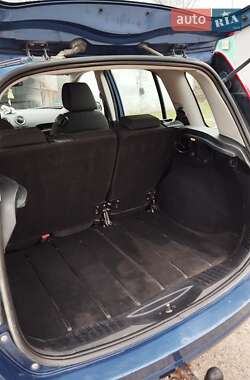 Хэтчбек Ford Fusion 2007 в 