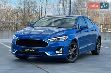 Седан Ford Fusion 2020 в 