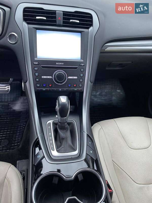 Седан Ford Fusion 2016 в Харькове