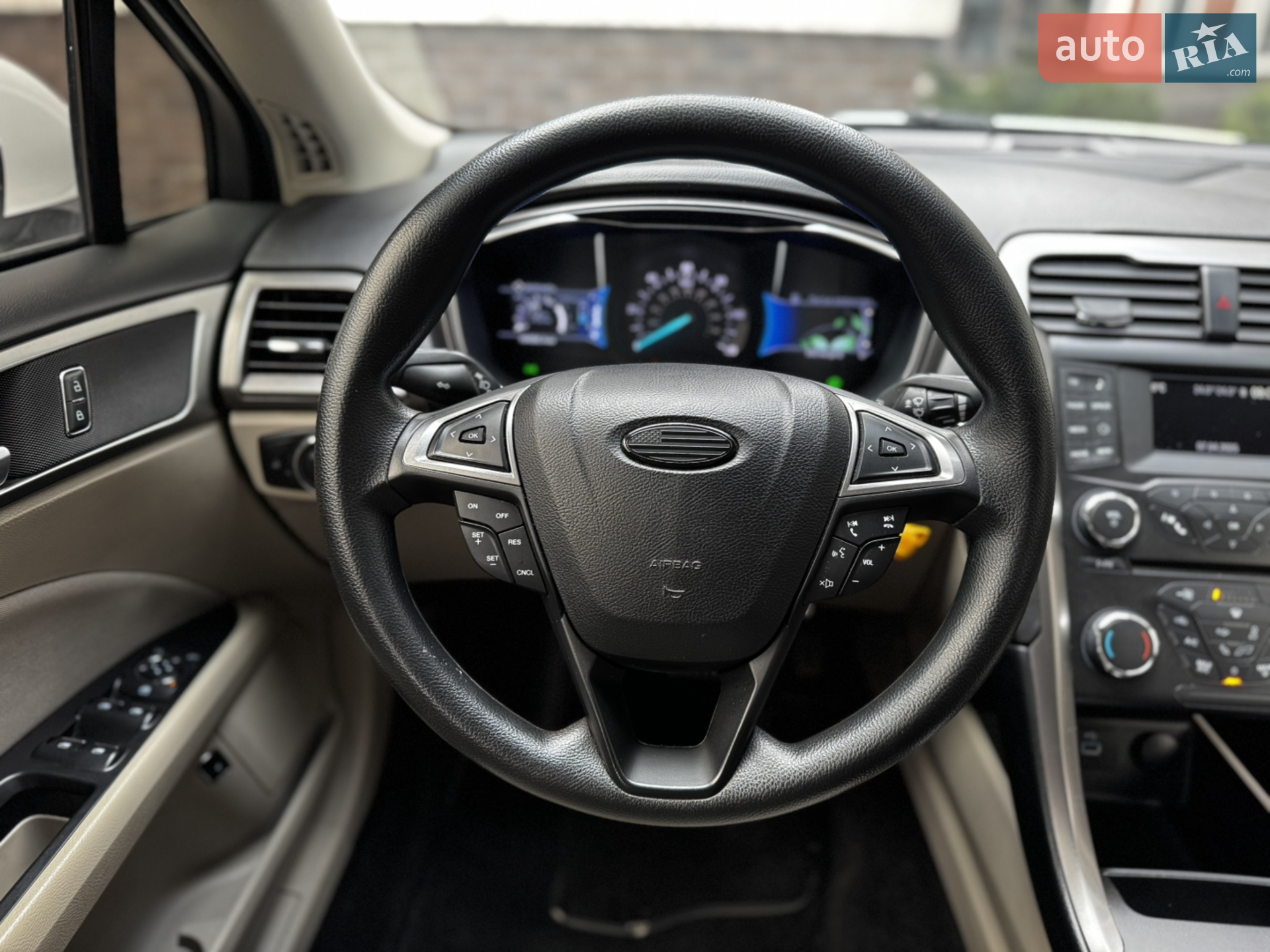 2016 Ford Fusion - мініатюра 17