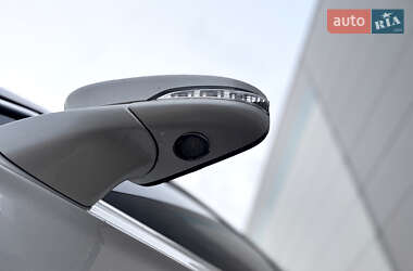 Седан Ford Fusion 2013 в 