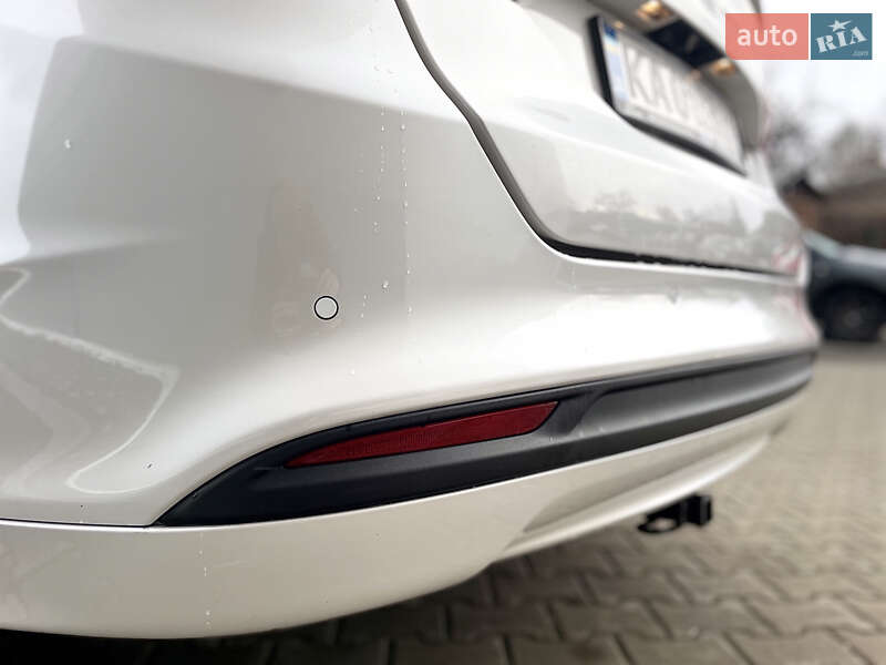 Седан Ford Fusion 2013 в Киеве