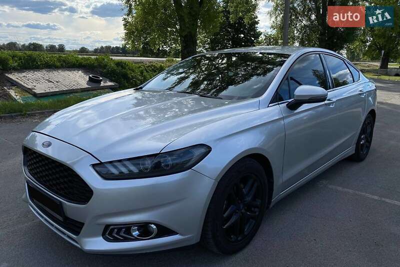 Седан Ford Fusion 2013 в Львові