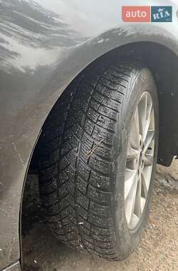 Седан Ford Fusion 2016 в 