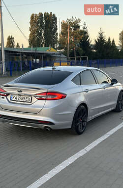 Седан Ford Fusion 2017 в 