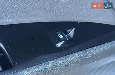 Седан Ford Fusion 2013 в 