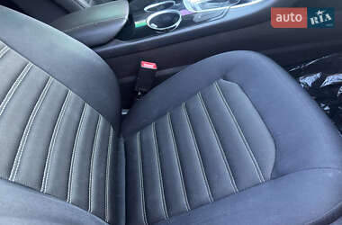 Седан Ford Fusion 2013 в 