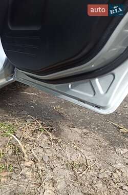 Хэтчбек Ford Fusion 2007 в 