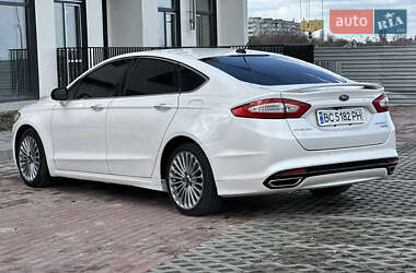 Седан Ford Fusion 2014 в 