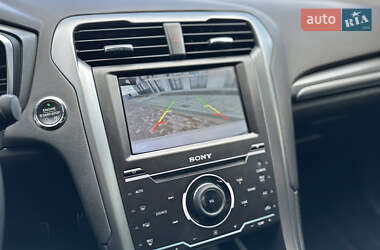 Седан Ford Fusion 2014 в 