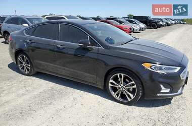 Ford Fusion 2019