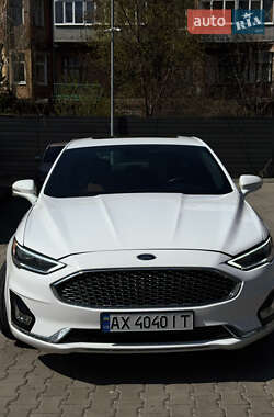 Седан Ford Fusion 2020 в 