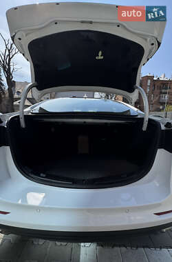 Седан Ford Fusion 2020 в 