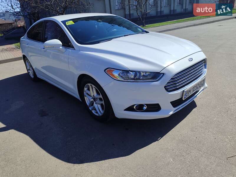 Седан Ford Fusion 2015 в Сумах